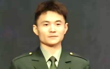 两年又三年的第一张照片--肥西闪婚服务中心